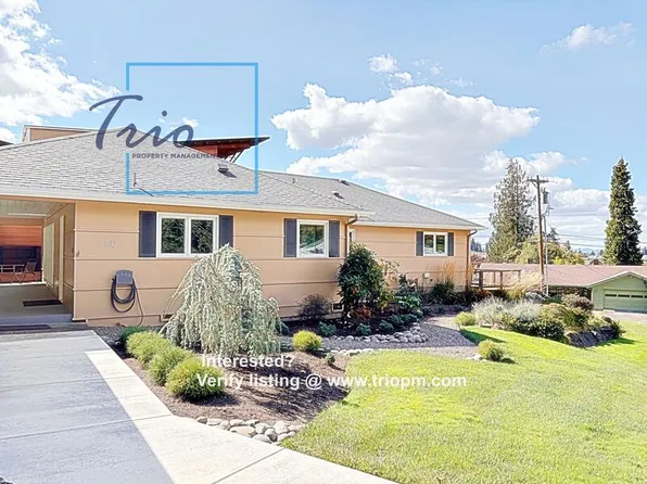 30 Sunset Dr, Eugene, OR 97403