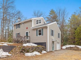 12 Barry Highlands Rd, Danbury, NH 03230