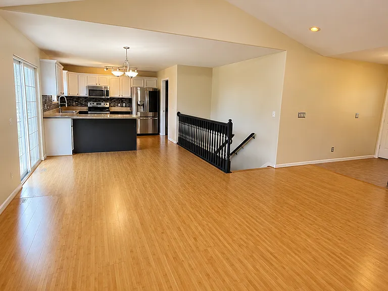 108 La Vista Dr — Photo 3