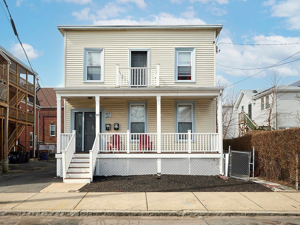 69 Parker St, Chelsea, MA 02150 Zillow