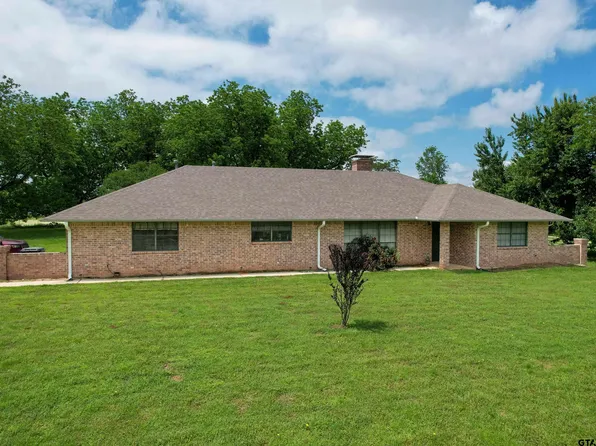 305 Fm 1896, Mt Vernon, TX 75457