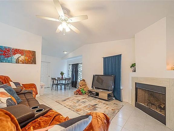 4th image of 4103 Sunrise Crest Dr
