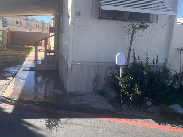 16473 Green Tree Blvd, Victorville, CA 92395