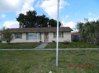369 SW 14th St, Deerfield Beach, FL 33441