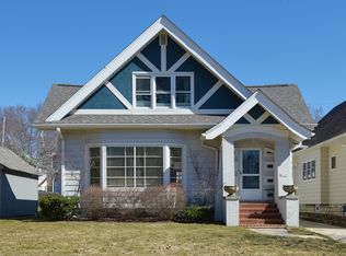 4160 N Morris Blvd, Shorewood, WI 53211