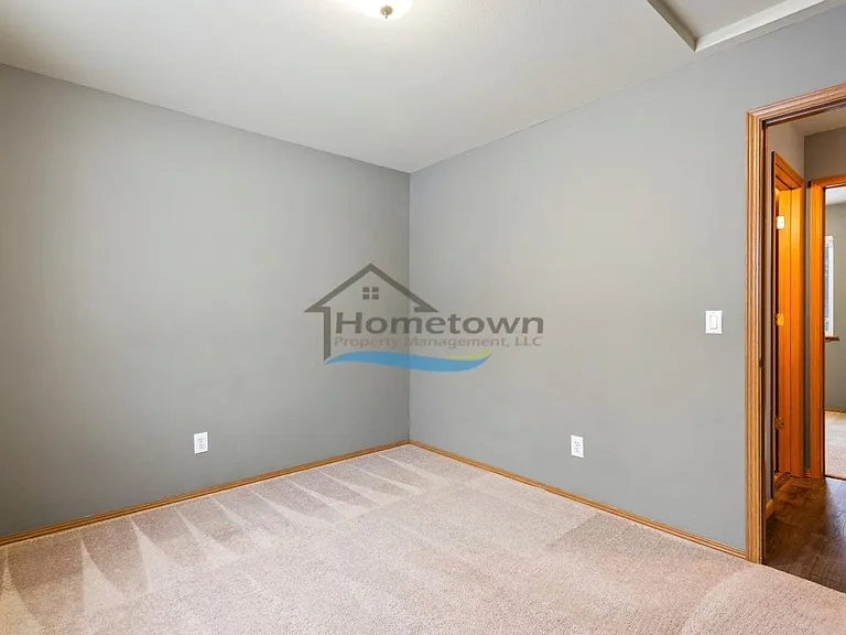 880 N Tucson St — Photo 20