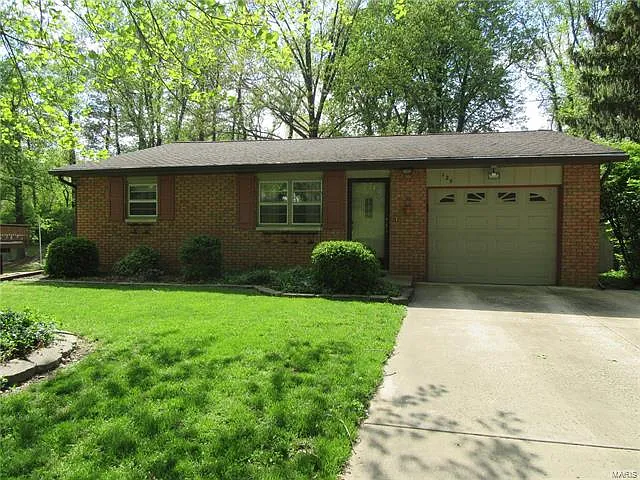 125 Creekside Dr photo 1