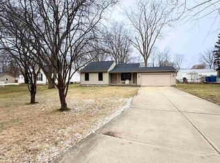 303 Elmwood Dr, Davison, MI 48423