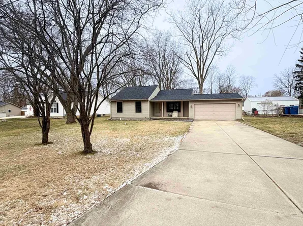 303 Elmwood Dr, Davison, MI 48423