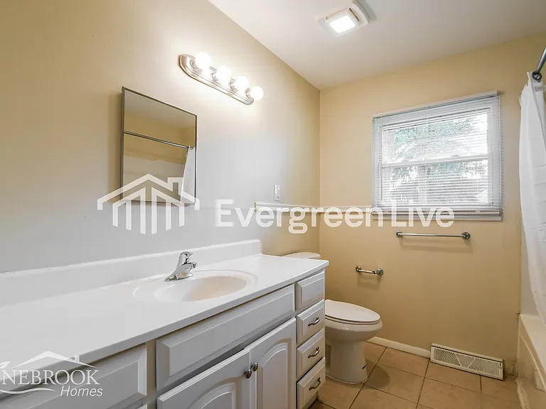 4 Blanchette Dr — Photo 9