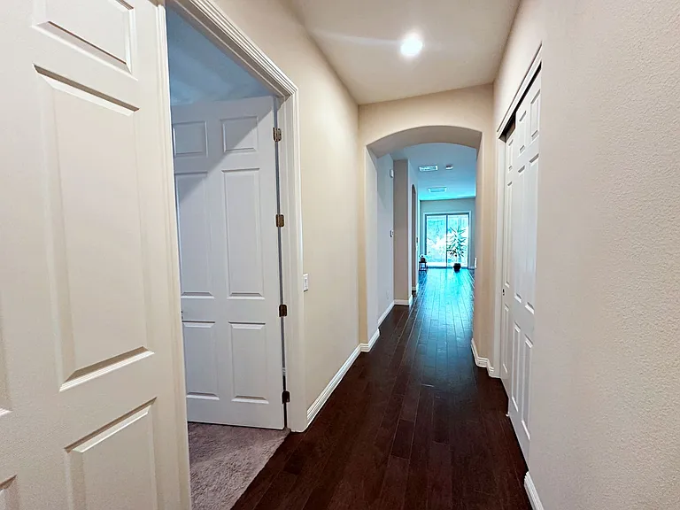 71 Newton Ridge Way — Photo 5