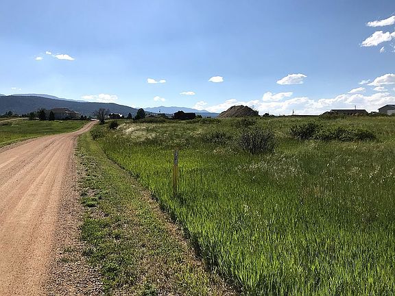 2nd image of Mustang Dr