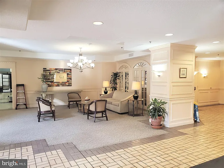 15100 Interlachen Dr #4516 — Photo 27