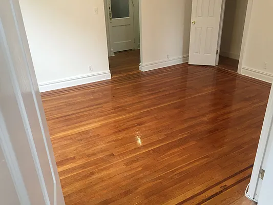 Rented by Metroline Realty | media 44