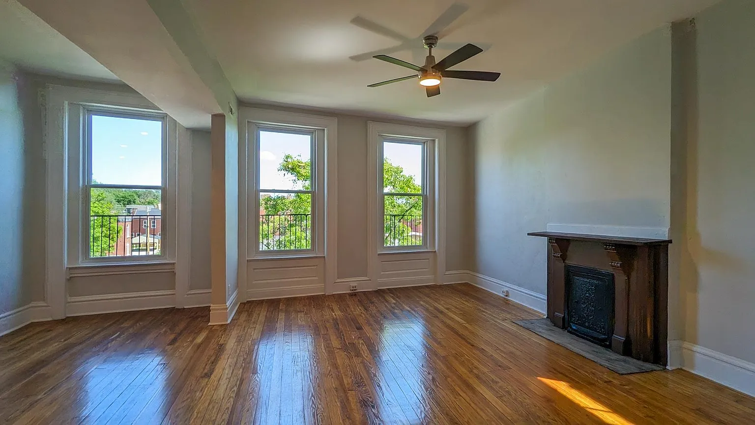2903 S Jefferson Ave #B photo 1