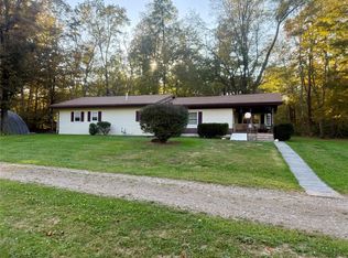 118 Lazy Brook Cir, Hallstead, PA 18822