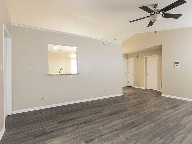 1418 Green Spring Way — Photo 7