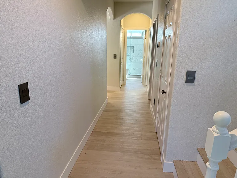 972 Cameron Dr — Photo 19