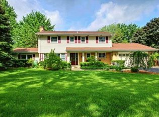 408 N Schoenbeck Rd, Prospect Heights, IL 60070