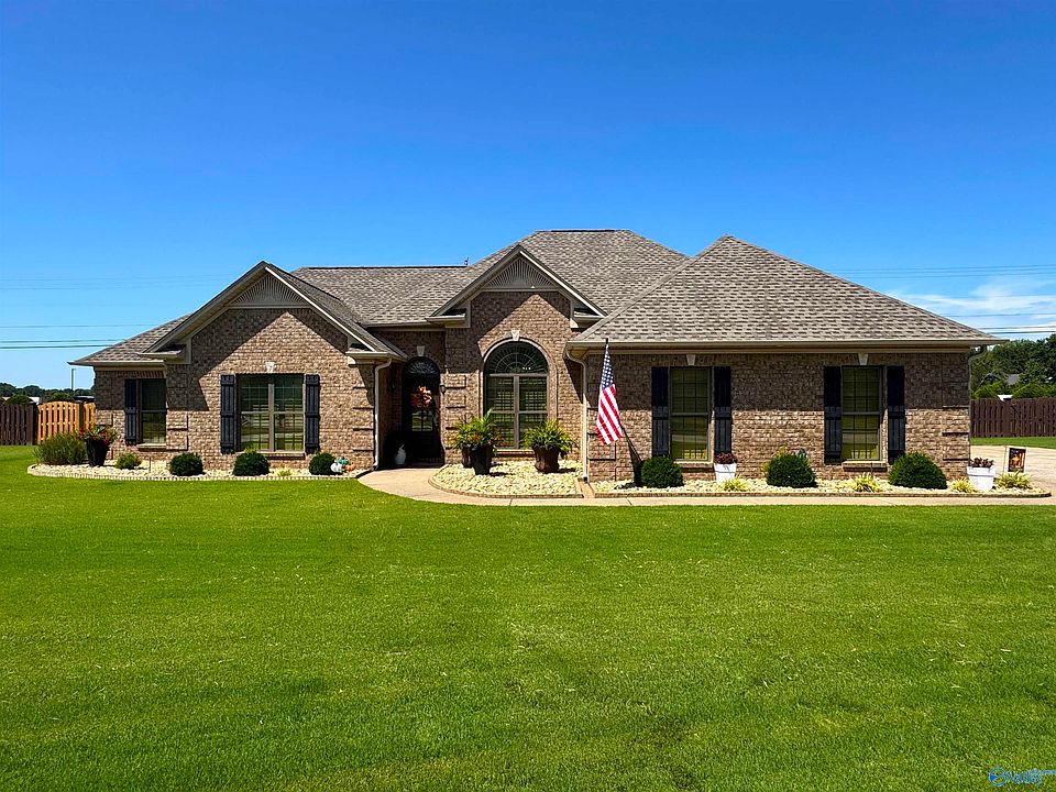 1st image of 25152 Castlebury Dr