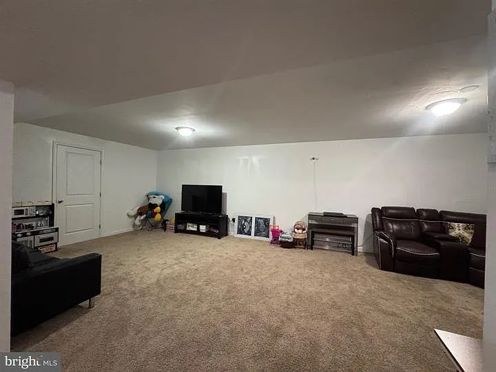 257 Stager Ave — Photo 12