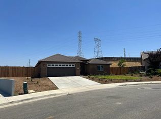 7012 Autumn Ridge Dr, Bakersfield, CA 93306