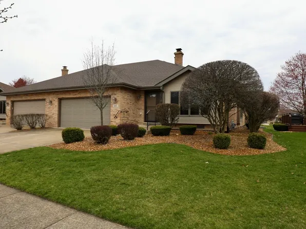145 Tall Grass Rd, New Lenox, IL 60451