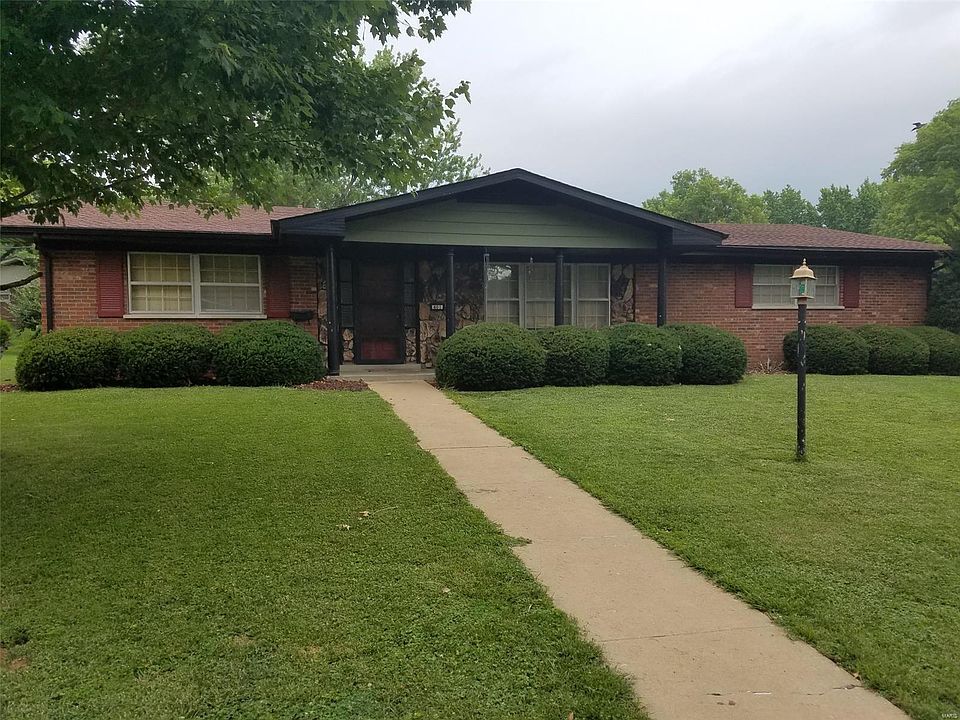 2nd image of 401 Kensington Dr