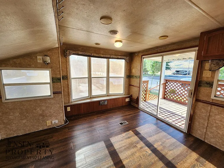 100 Lava Rd — Photo 7