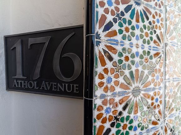 2nd image of 176 Athol Ave APT 2