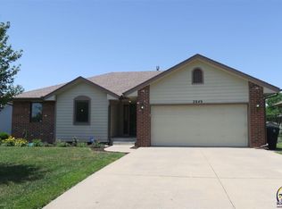 2849 SW Bingham Rd, Topeka, KS 66614