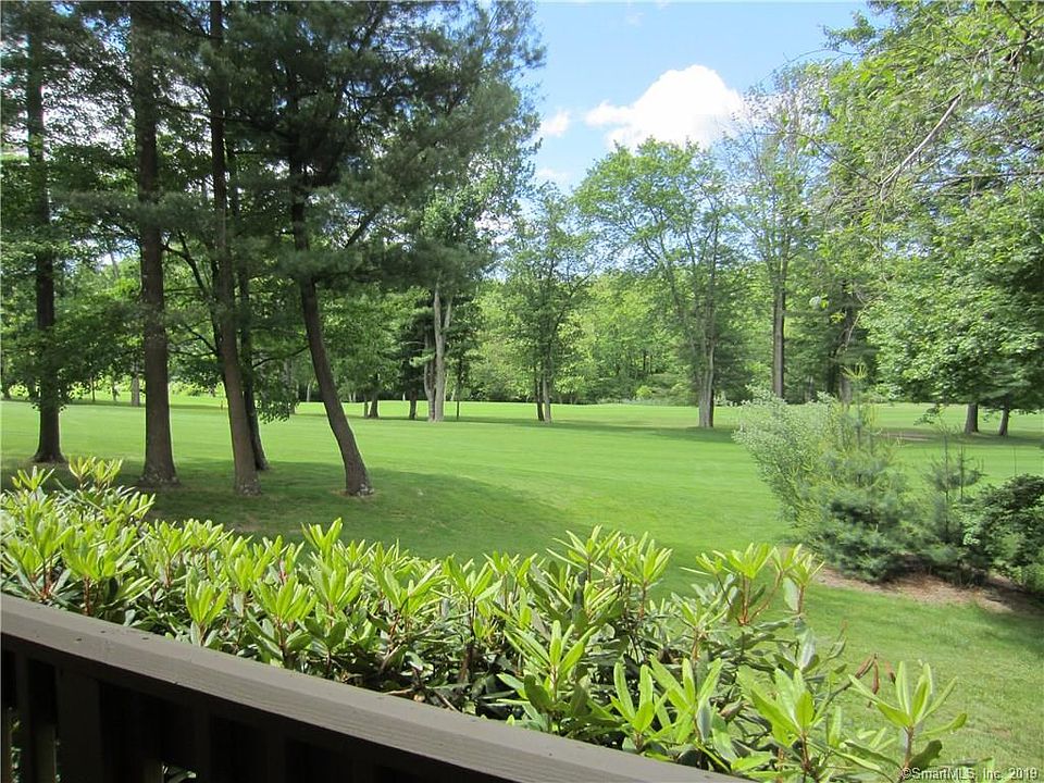 1st image of 23 Putnam Ln #23