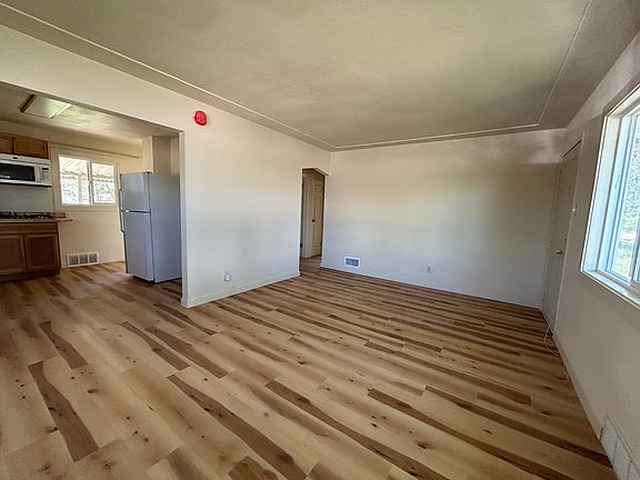 3rd image of 2 S Sheridan Blvd
