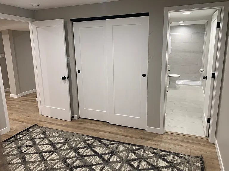 View of attached bathroom from bedroom