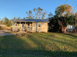 1613 Maine Ave, Lynn Haven, FL 32444