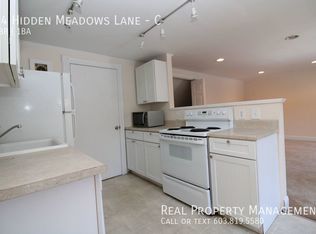 34 Hidden Meadows Ln APT C, Eliot, ME 03903