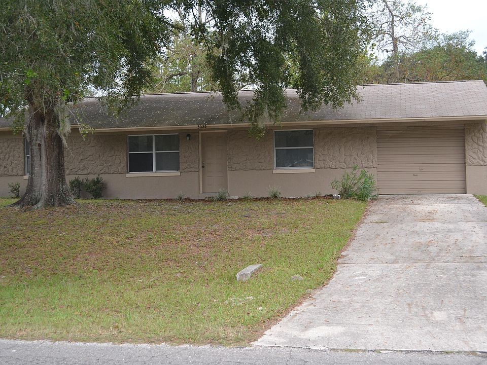 1st image of 3025 NE 42nd Pl