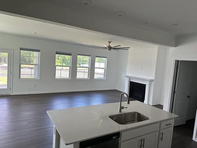 711 Painted Daisy Ln — Photo 15