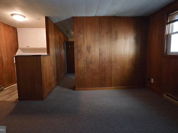 3rd image of 501 W Main St