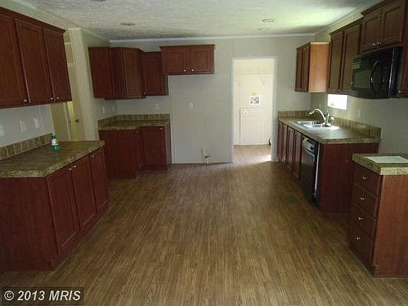 2nd image of 15415 Kerby Dr