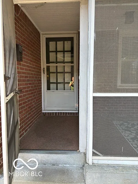2 bed, 1.5 bath, 1423 sqft, $1,900 — Photo 4