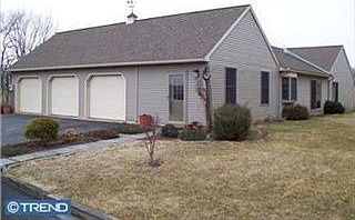 2nd image of 222 Lorane Rd