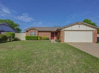 8305 Woodhue Dr, Oklahoma City, OK 73135