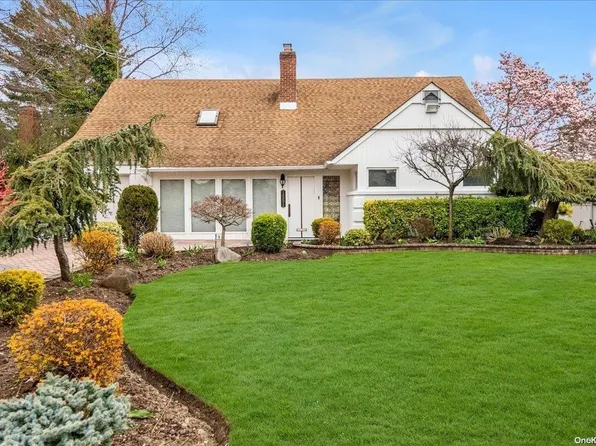 1551 Pebble Lane, Hewlett, NY 11557