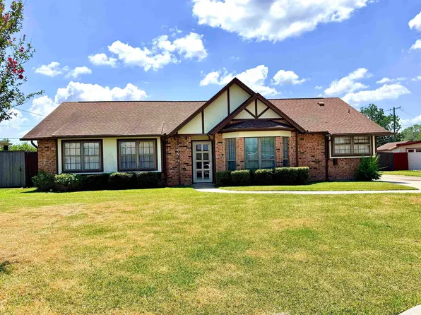 509 Donna Ct, Port Neches, TX 77651