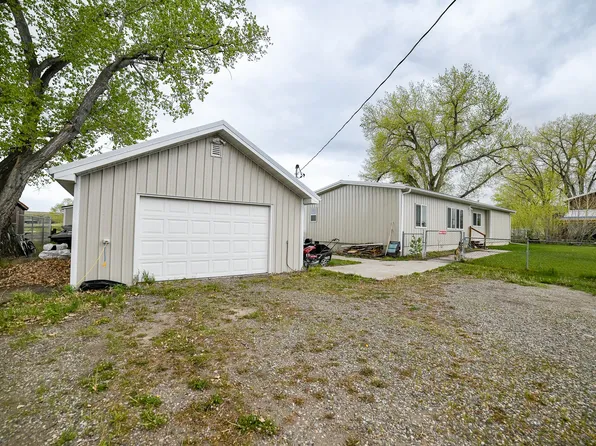 72 Eaton Ave, Great Falls, MT 59405