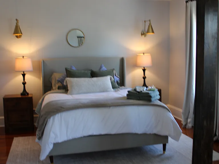 2nd floor Master Bedroom
