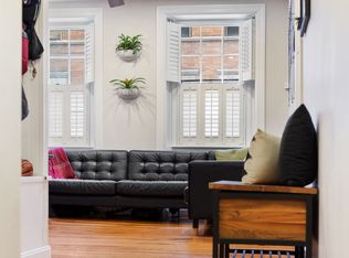 37 Grove St APT 2, Boston, MA 02114