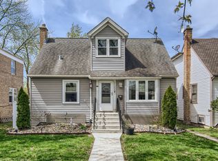 11220 S Trumbull Ave, Chicago, IL