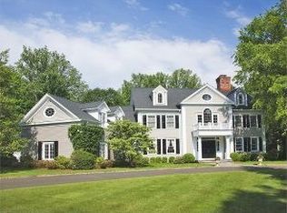 115 Stoneleigh Rd, New Canaan, CT 06840